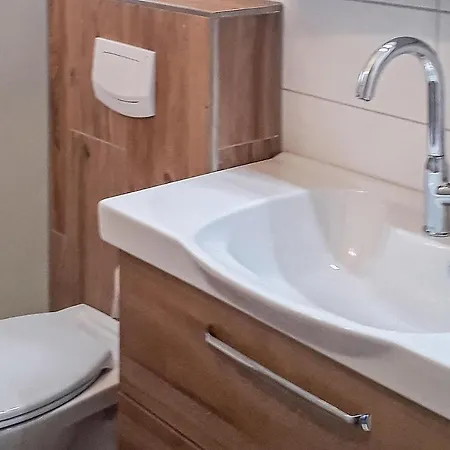 Holiday home 2 Bedroom Lovely In Fuhlendorf *